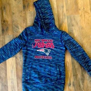 Girls New England Patriots pullover hoodie